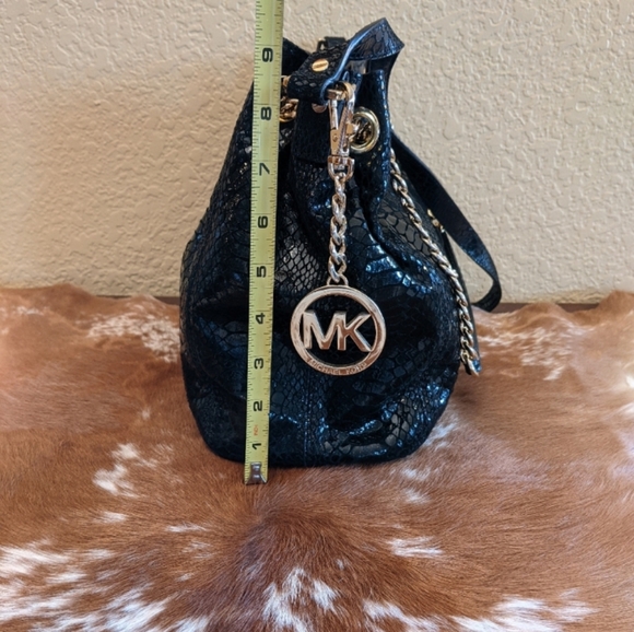Michael Kors purse - Picture 3 of 8